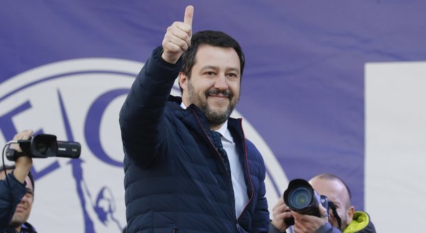 Lega, Maroni non si presenta al comizio di Salvini