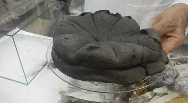 Pompei, riprende forma anche il pane dei romani