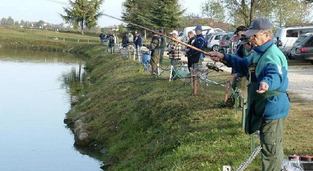 Campionati europei di pesca in primavera, in arrivo 16 mila "canne”