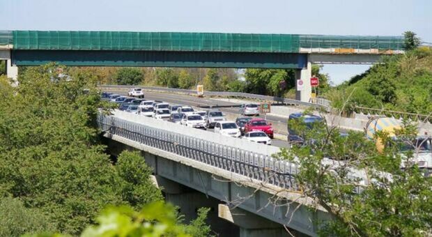 In autostrada sospensione dei lavori: solo un cantiere e stop a fine maggio