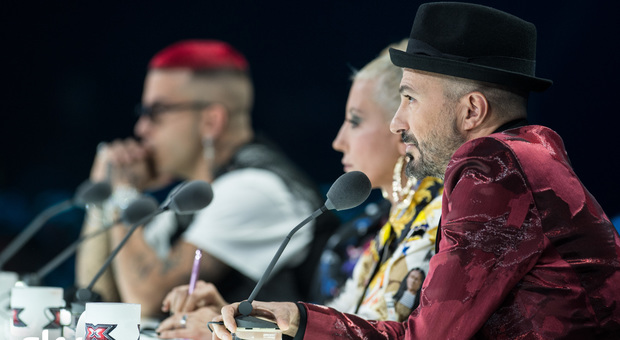 X Factor 2019: tra i due litiganti Sfera e Malika, Samuel stravince. Eliminato Lorenzo Rinaldi ©julehering014