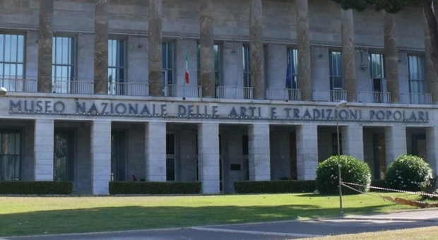 Roma, timbravano il cartellino e uscivano Scoperti 9 dipendenti museo delle arti