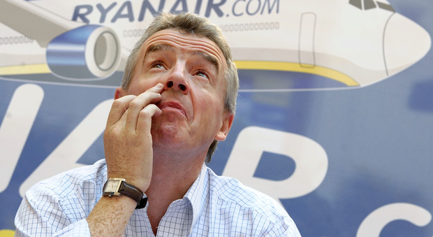 Ryanair, cancellati 702 voli in Italia. L'Enac convoca i vertici