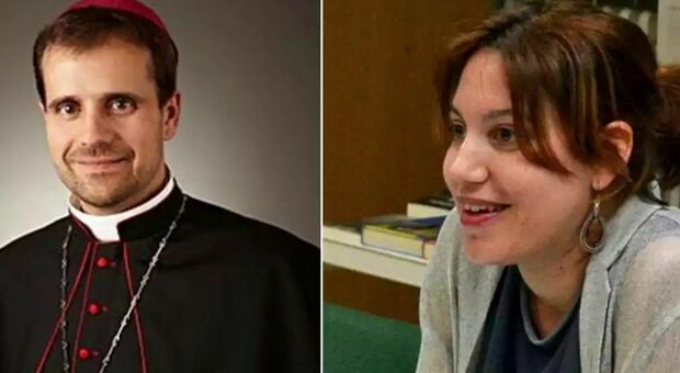 Per l'ex vescovo spagnolo sposato con la scrittrice di gialli erotici è scattata la scomunica della Chiesa