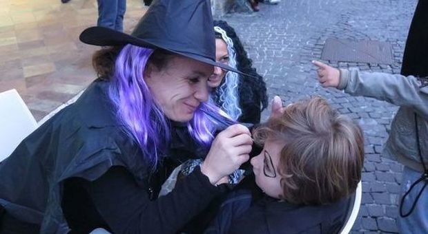 Halloween, una festa per bambini nel centro di Fermo
