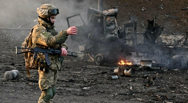 Ucraina, missili Javelin, sistemi da Gb e Svezia, 200 mila soldati: la feroce resistenza che spiazza Putin