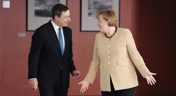 Draghi a Berlino, la Cancelliera: «No a un'eurozona a più velocità»