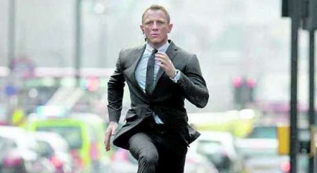 Roma, arriva il set di Bond con Daniel Craig ​e Monica Bellucci: affari d'oro sulla Nomentana
