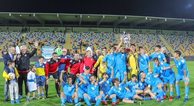 Frosinone, Lazio Cup: allo «Stirpe» trionfa la B Italia, decisivi ancora i rigori