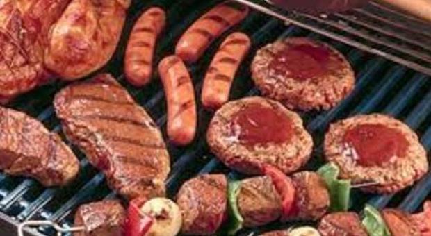 Carne, il nuovo studio: "Mangiata con moderazione non accorcia la vita"