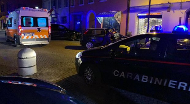 Modena, donna uccisa a coltellate in casa dal nipote