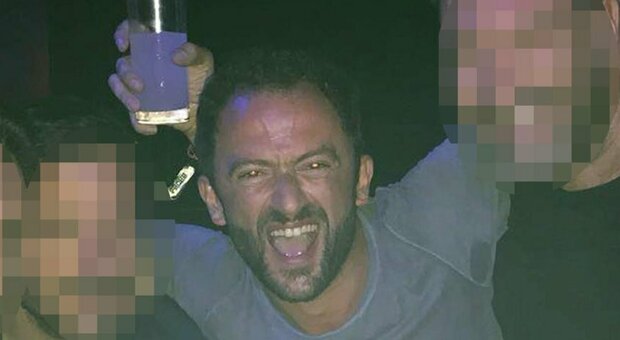 Alberto Genovese, vittima mollata dai legali: «Ha pranzato con amici dell'imprenditore». Indagine su un secondo stupro