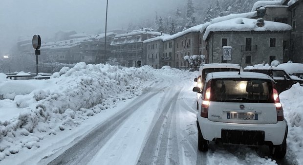 Allarme slavine: evacuata la frazione di Pozza di Acquasanta nel cratere sismico