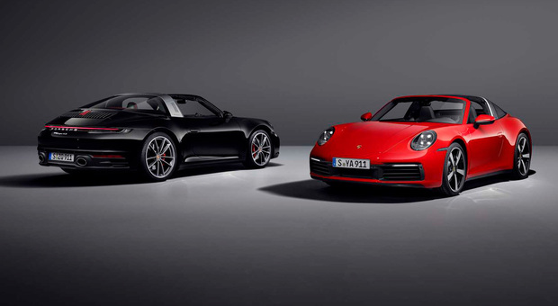 Porsche presenta la sua nuova auto sportiva in grado di superare i 300 km/h