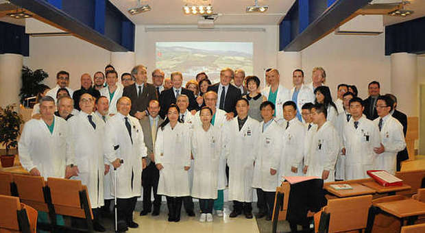 I medici cinesi con il governatore Gian Mario Spacca