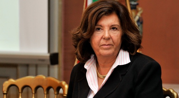 Paola Severino: «La mia Napoli, l'infanzia tra i vicoli sognando la legalità»