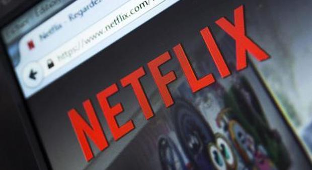 Netflix alza il prezzo degli abbonamenti: l'aumento inaspettato