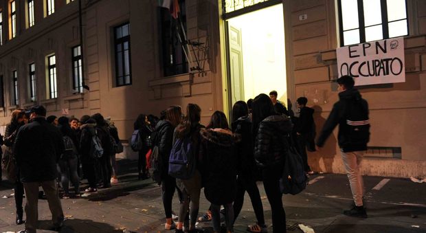 Terremoto, occupazione sospesa a Palazzo degli Studi dopo la scossa del primo pomeriggio
