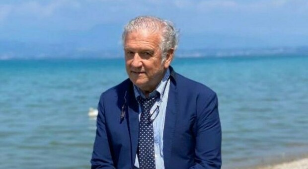 Camillo Carlucci, a nuoto nel lago di Garda dopo il covid