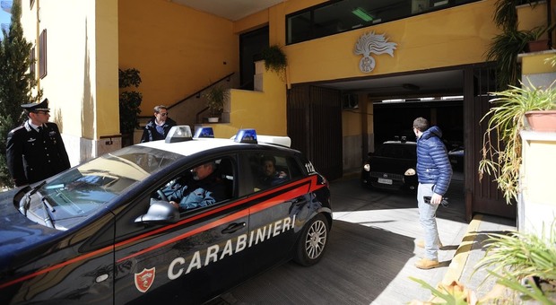 La truffa agli anziani gestita dal clan Contini: 51 arresti tra Napoli e Milano