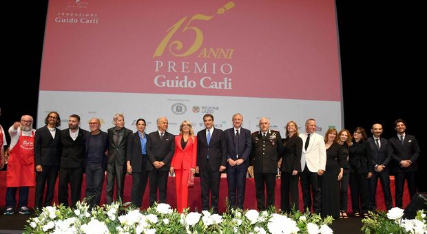 Premio Carli 2024, imprenditori, attori e ristoratori: l'elenco di tutti i riconoscimenti