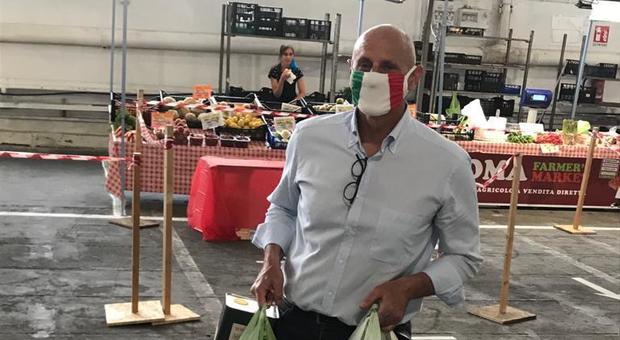 Al farmer’s market di piazza Ragusa, eccellenze laziali a km 0 in un deposito dismesso
