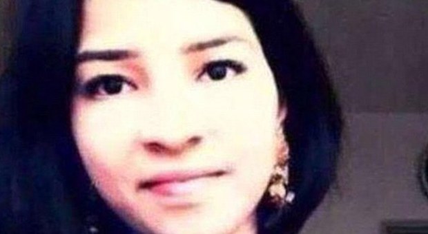 Strangola la figlia 19enne che rifiuta il matrimonio combinato: si era innamorata di un non musulmano