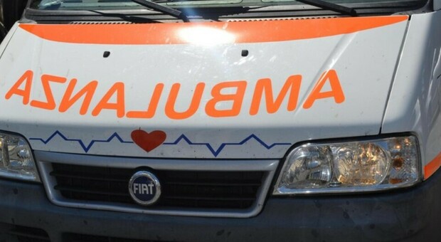 https://statics.cedscdn.it/photos/MED/93/65/8609365_22112726_incidente_modena_gravi_adulti_bambini.jpg