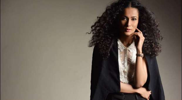 Ex rappresentante indiana a Miss Universo aggredita da un gruppo di giovani per aver difeso un tassista