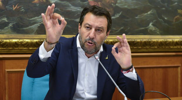 Fisco, da Salvini segnale per il Nord: ma Matteo esclude la crisi. L'assedio a Giorgetti