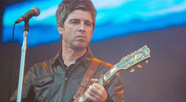 Noel Gallagher, divorzio doloroso: 22 milioni all'ex moglie Sara MacDonald