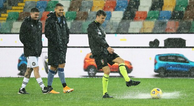 Udinese-Atalanta, campo allagato. Partita rinviata, recupero a metà gennaio
