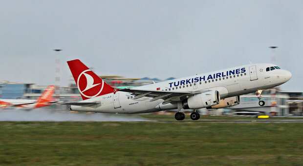 Voli, Puglia e Turchia più vicine: aumentano da aprile collegamenti aerei con Istanbul