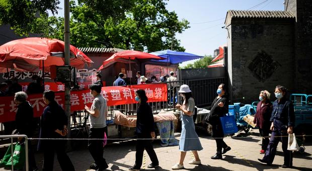 Coronavirus in Cina, primo caso a Wuhan dal 4 aprile: uomo grave in ospedale