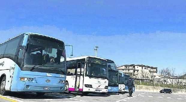 Avellino, nuovo terminal bus: esordio soft, ma c'è caos alle fermate