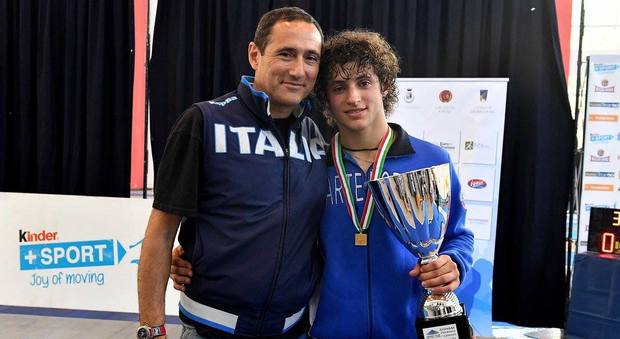 Dinastia di campioni: il giovane Valerio Cuomo con il papà Sandro
