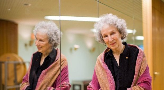 Margaret Atwood: «Tramandare storie è l'unico antidoto contro la violenza»