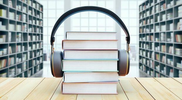 Libri, parole da ascoltare e da leggere: HarperCollins e Storielibere.fm uniscono libro e podcast