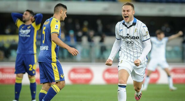 Hellas Verona-Atalanta 1-2, Koopmeiners e Miranchuk ribaltano la rete di Simeone e portano i bergamaschi secondi (con l'Inter)