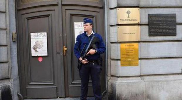 Sventati in Belgio attentati dell'Isis: preparavano stragi come quella al museo ebraico di Bruxelles