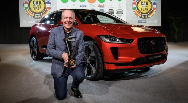 Jaguar i-Pace è l'auto dell'anno 2019: il suv elettrico sorpassa l'Alpine A110