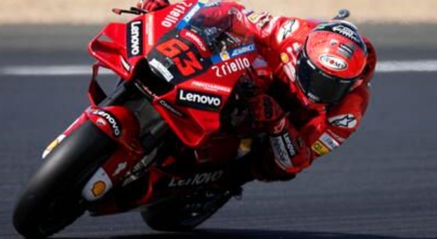 MotoGp, doppietta Ducati a Le Mans: Bagnaia in pole davanti a Miller
