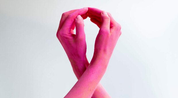 Napoli, “Nastro rosa” a piazza Nazionale per la campagna di prevenzione del tumore al seno