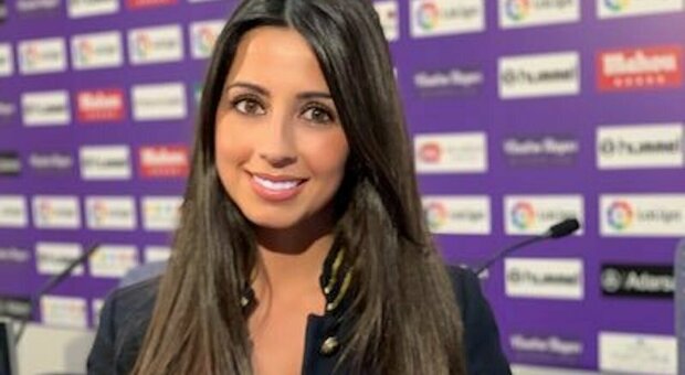 «Dicono che mi violenteranno e insultano mia figlia», la denuncia della giornalista María Morán dopo aver rivolto una domanda all'allenatore del Real Madrid