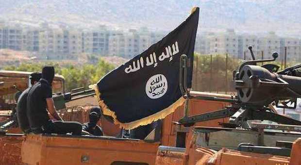 Isis, l'appello della Francia ai giganti del web: «Fermate la propaganda jihadista»