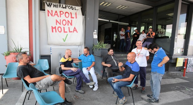 Whirlpool torna alla carica: «Decreto insufficiente, nuova missione unica soluzione per salvare Napoli»