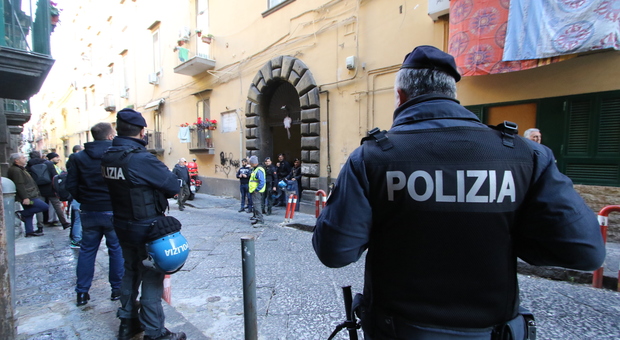Napoli, minaccia di morte la ex moglie: arrestato 43enne al Centro storico