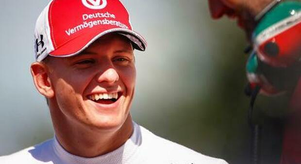 Ferrari, Schumi Jr sarà il pilota di riserva nella prossima stagione in F1 insieme a Giovinazzi