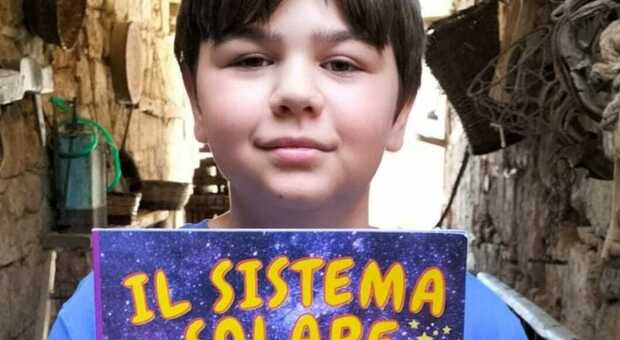 Ragazzino di 11 anni scrive il suo primo libro di astronomia, Gabriele Ciancuto: «Vi racconto i segreti del sistema solare»