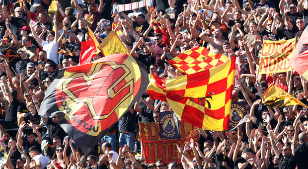 Lecce-Milan, pienone per il match di sabato: in vendita biglietti extra. Le modalità